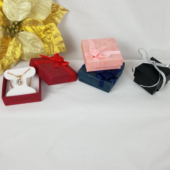 *Sold Hearts w/ Austrian Crystals Dangle Earrings - Picture 5 of 5